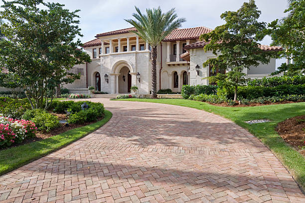 Professional Driveway Pavers in Woodlands, CA